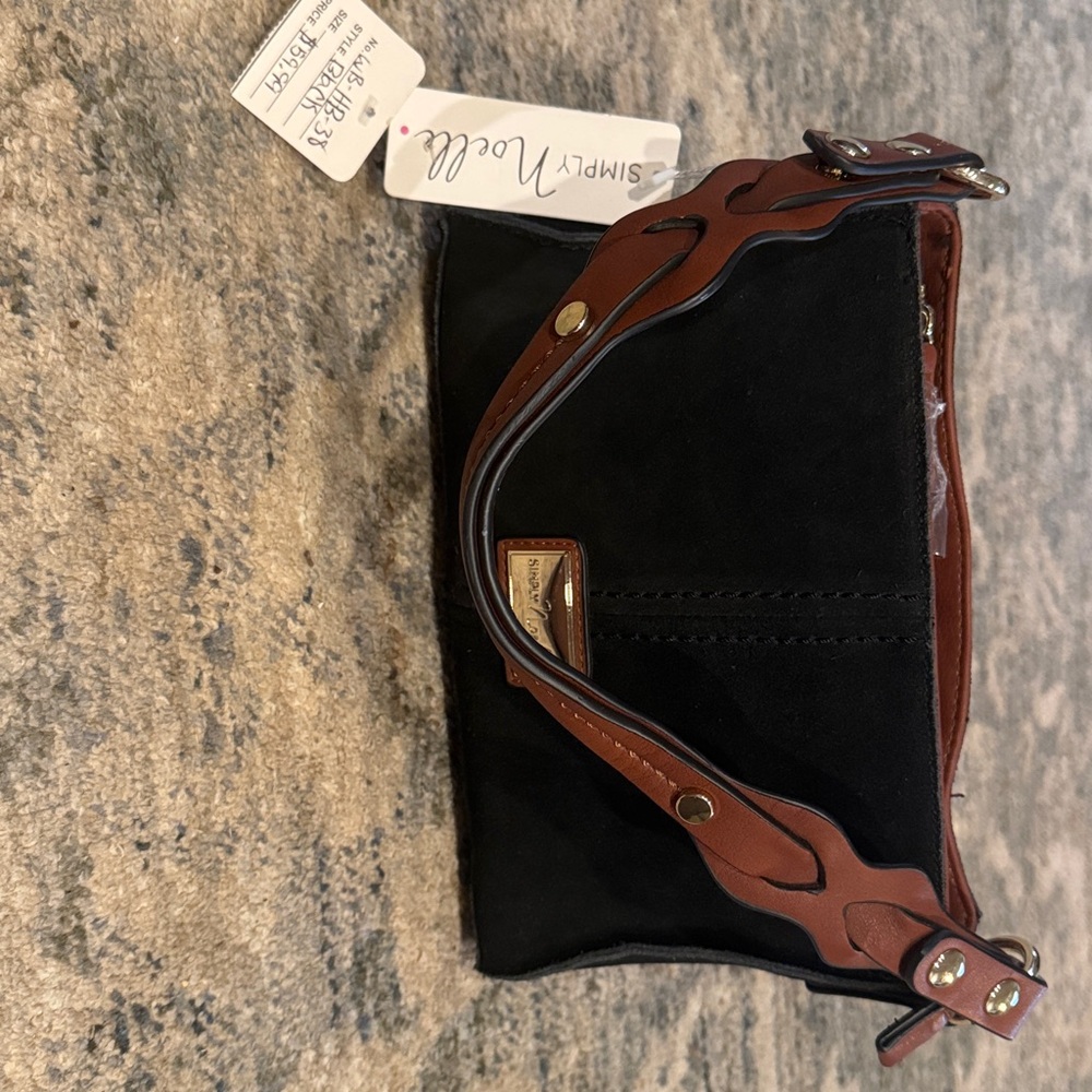 Simply Noelle Black and Tan Shoulder Bag